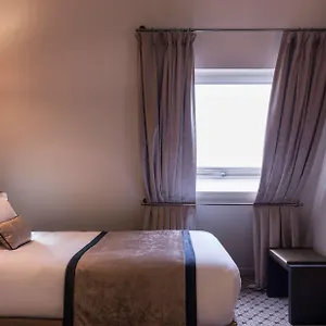 La Des Ternes Hotel